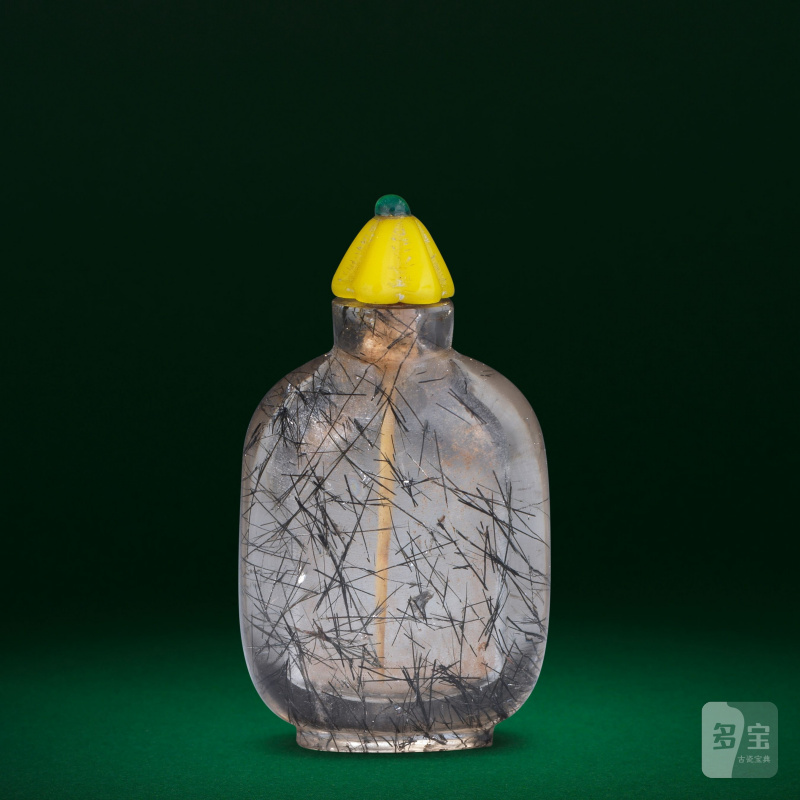 十八/十九世紀 髮晶素面鼻煙壺 | A SMALL HAIR CRYSTAL SNUFF BOTTLE - 图1